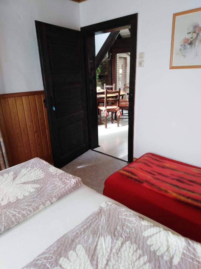 Fachwerkhaus In D 63667 Nidda Fuer 8 Bis 12 Personen Apartment Exterior photo