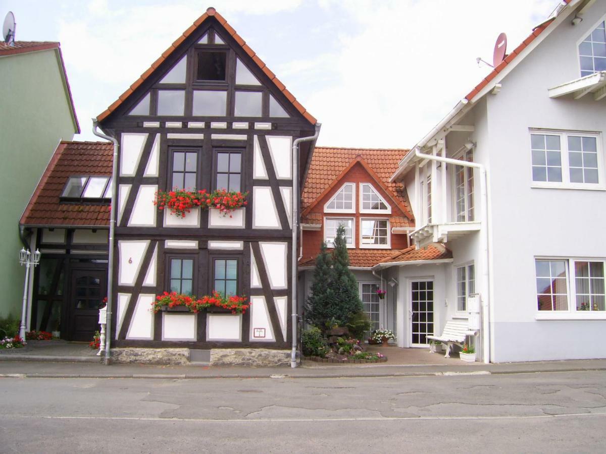 Fachwerkhaus In D 63667 Nidda Fuer 8 Bis 12 Personen Apartment Exterior photo