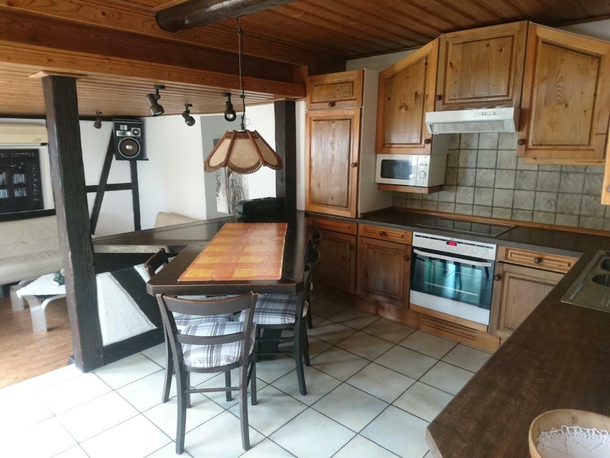 Fachwerkhaus In D 63667 Nidda Fuer 8 Bis 12 Personen Apartment Exterior photo