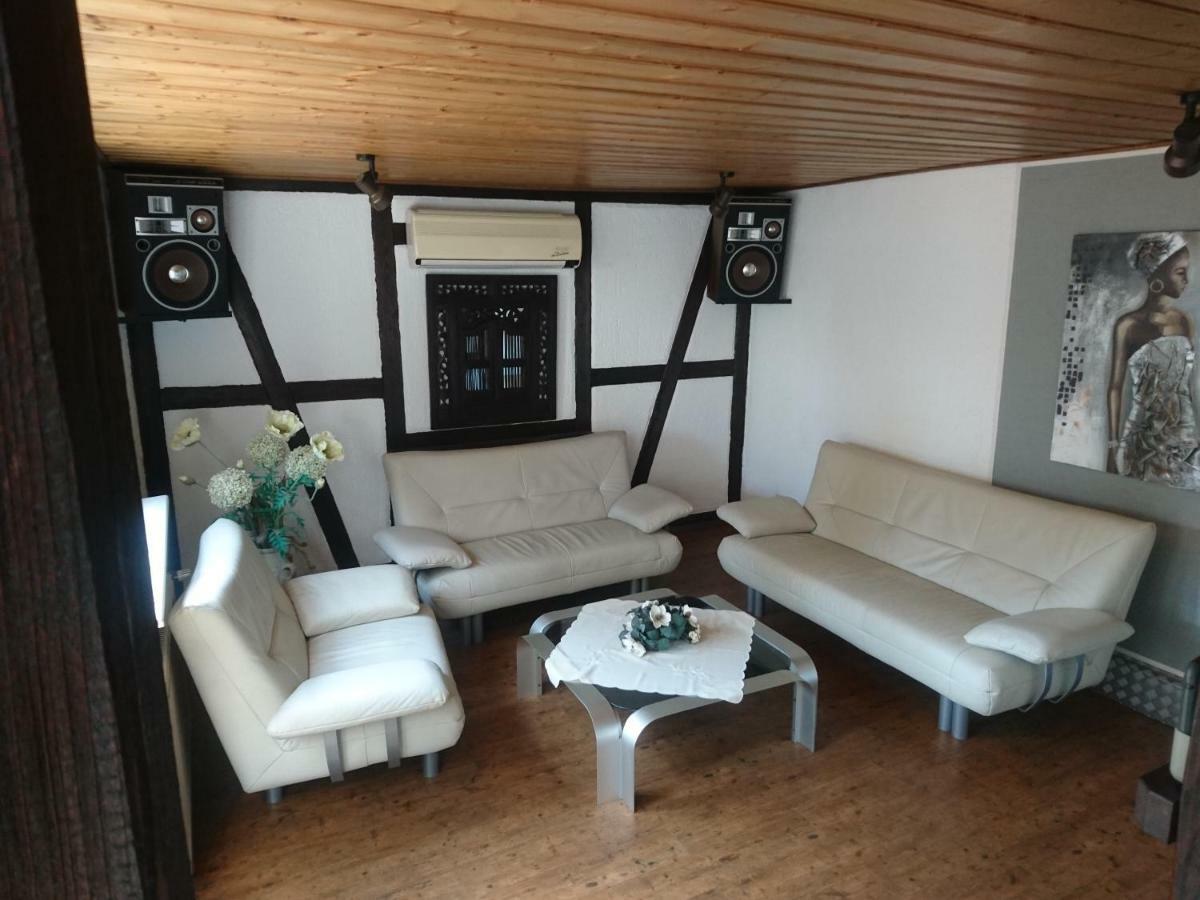 Fachwerkhaus In D 63667 Nidda Fuer 8 Bis 12 Personen Apartment Exterior photo
